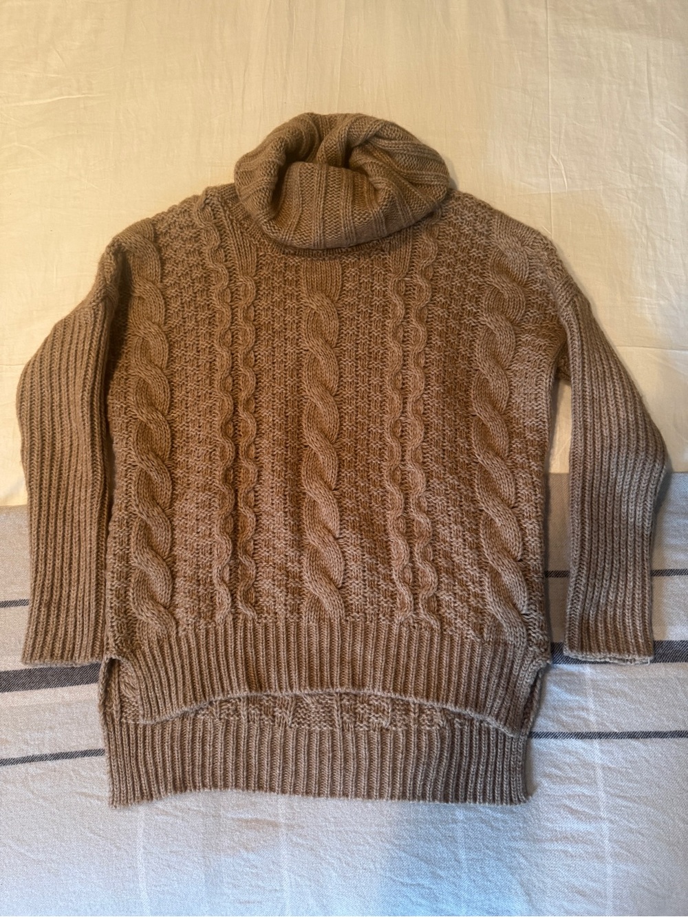 Cable-Knit Turtleneck Sweater in Taupe